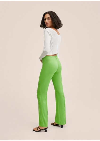 Dökümlü Düz Kesim Pantolon indirimleri