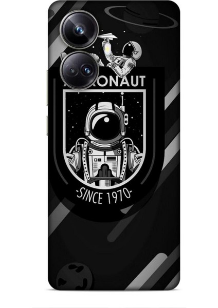 Realme 10 Pro Plus Kılıf Caliburn 2 Astronaut 1970 Kapak