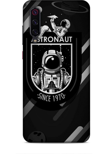 Xiaomi Mi 9 Pro Kılıf Caliburn 2 Astronaut 1970 Kapak