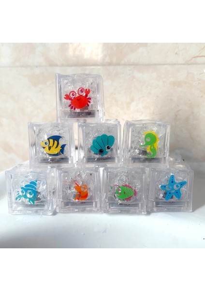8 Adet Tarzı 8 Adet Çocuklar Banyo Suyu Aydınlık Buz Küpleri Şekli Sevimli Hayvan Baskısı Renkli LED Işık Oyuncakları (Yurt Dışından) modelleri