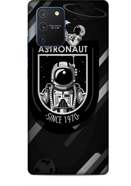 Samsung Galaxy S10 Lite Kılıf Caliburn 2 Astronaut 1970 Kapak