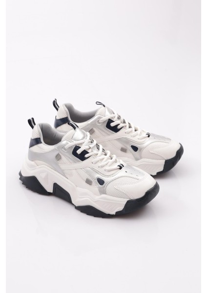 65137 Kadin Bağcikli Kalin Taban Spor Ayakkabı fiyatları