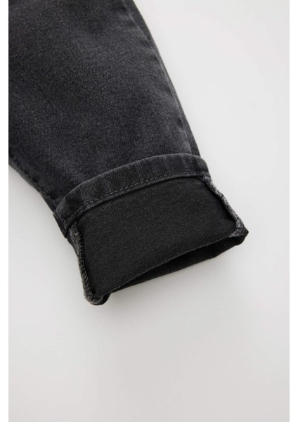 Erkek Bebek Düz Paça Jean Basic Pantolon B6733A524SP