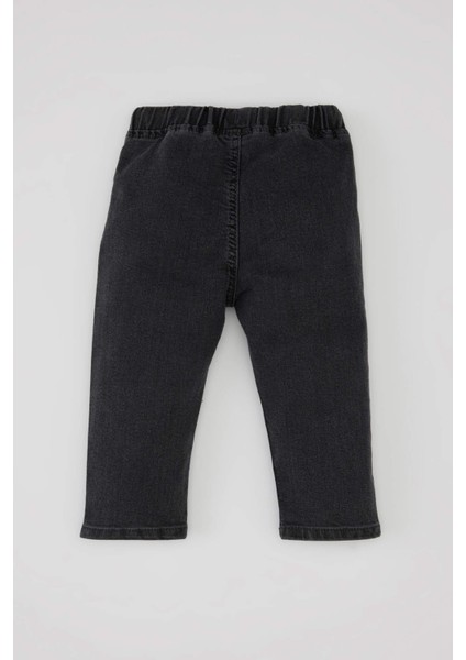 Erkek Bebek Düz Paça Jean Basic Pantolon B6733A524SP