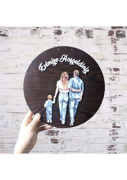 Evimize Hoşgeldiniz Yazılı Ahşap Kapı Süsü 3 Boyutlu Aile Baskılı Çap 30 cm