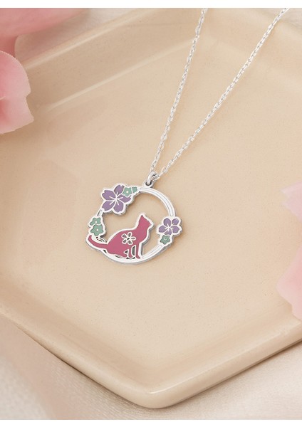 Çembe Rmineli Çiçekli Kedili Kolye