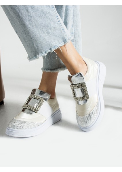 Way Beyaz Taş Detay Kadın Sneakers fiyatları