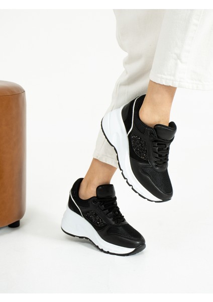 Selly Siyah Pullu Kadın Sneakers modelleri