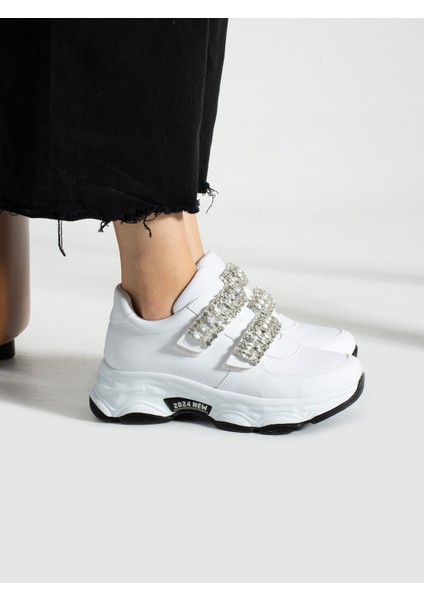 Bonita Beyaz Cırtı Taş Detay Kadın Sneakers modelleri