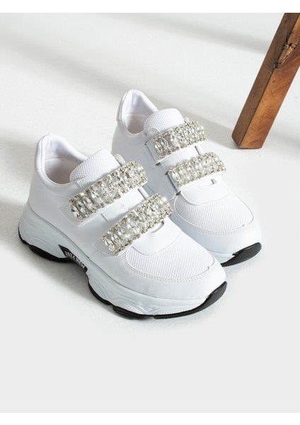 Bonita Beyaz Cırtı Taş Detay Kadın Sneakers fırsatları