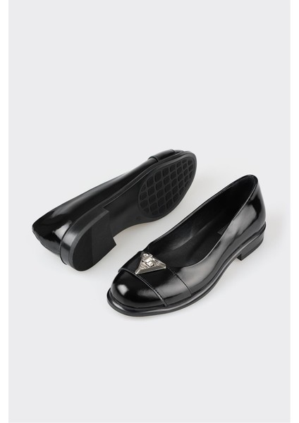 Siyah Deri Kadın Babet modelleri