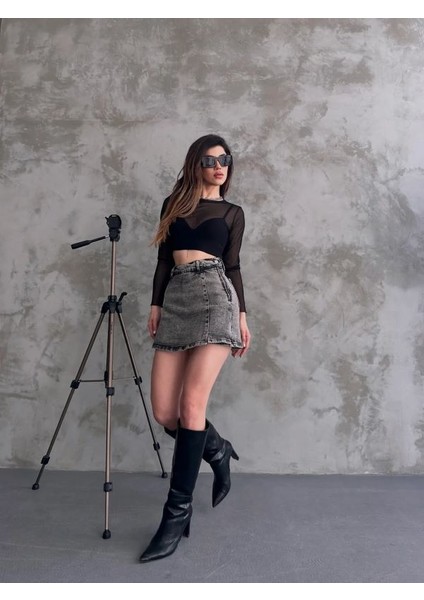 Yırtmaç Detaylı Denim Kot Şort Etek