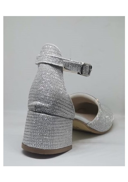 Miniwomen 771 Çocuk Taşlı Önü ve Arkası Kapalı Yan Açık Topuklu Abiye Ayakkabı Gümüş Simli fırsatları