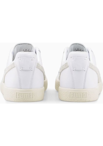 Clyde Base Sneakers