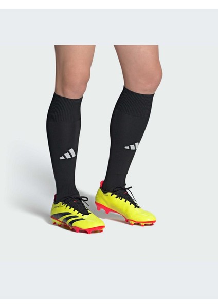 IG7761 Predator League L F Erkek Krampon