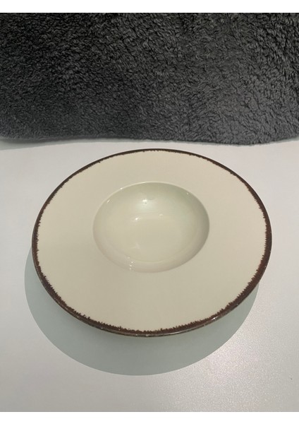 Corendon Serisi 25 cm Krem Çukur Makarna Tabağı