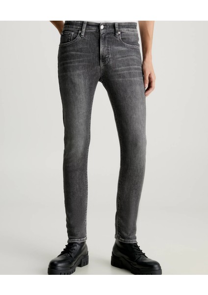 Calvin Klein Erkek Denim Kumaş  Normal Bel Düz Model Lacivert Jeans J30J324199-1BZ