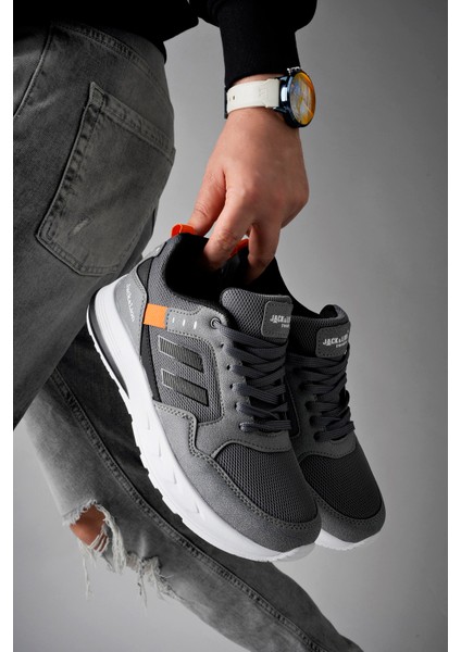 Pedro Triko Detaylı Rahat Füme Erkek Sneaker fırsatları