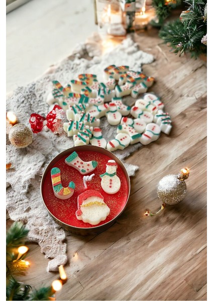 Santa's Secret Candle Egzotik Meyve Kokulu Yılbaşı Mumu modelleri