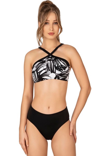 Kadın Halter Yaka Siyah Beyaz Desenli Bikini Takımı fırsatları