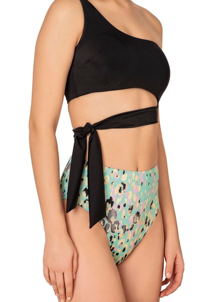 Kadın Yüksek Bel Yan Bağlama Detaylı Yeşil Desenli Bikini Takımı