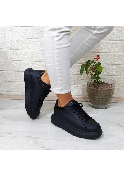 150 Siyah-Siyah Fuspetli Sneaker Düz Taban Spor Ayakkabı