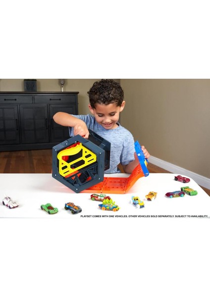 Kıvrılan Yarış Pisti GYX11 indirimleri