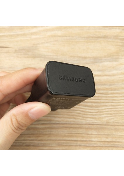 EP-TA200 Orijinal Samsung M12 A12 Hızlı Şarj Cihazı 9V1.67A Şarj Adaptörü C Tipi Kablo Galaxy S20 S10 S9 S8 Artı Not 9 8 A50 S (Yurt Dışından) fırsatları