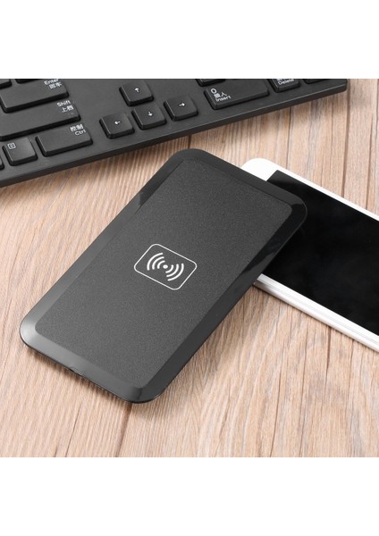 Evrensel Araba Qi Kablosuz Şarj Aleti Pedi Hızlı Şarj Standı Istasyonu Kaymaz Mat Araba Pano Tutucu Standı IPhone Samsung Için (Yurt Dışından) modelleri