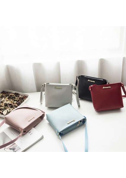 Göbeklady Kadın Crossbody Çanta Rahat Pu Deri Trendy Düz Renk Fermuarlı Kare Omuz Çantası (Yurt Dışından) modelleri