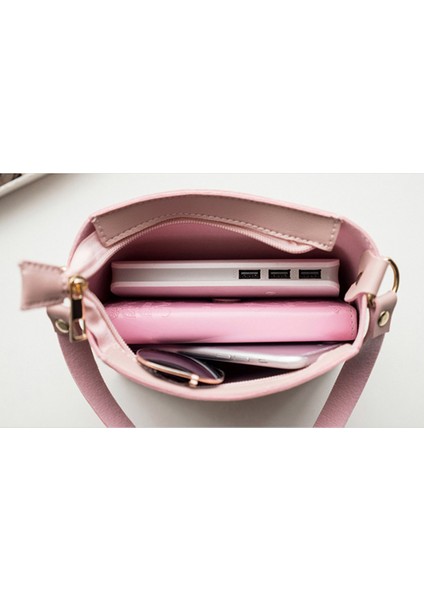 Göbeklady Kadın Crossbody Çanta Rahat Pu Deri Trendy Düz Renk Fermuarlı Kare Omuz Çantası (Yurt Dışından) indirimleri