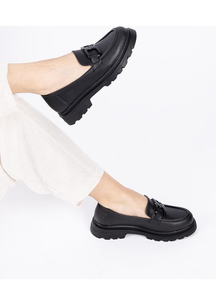 Gohan Kadın Siyah Loafer Ayakkabı