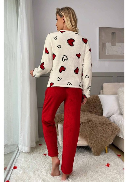Kalp Baskılı Peluş Polar Alt Üst Uzun Kollu Pijama Takımı modelleri