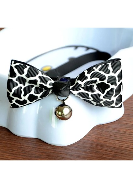 A4 Stili M Beden Pet Yumuşak ve Rahat Papyon Köpek Yaka ve Kedi Yaka Pet Hediye Moda Ayarlanabilir Pet Papyon ile Çan Güzel Tımar Aksesuarları (Yurt Dışından)