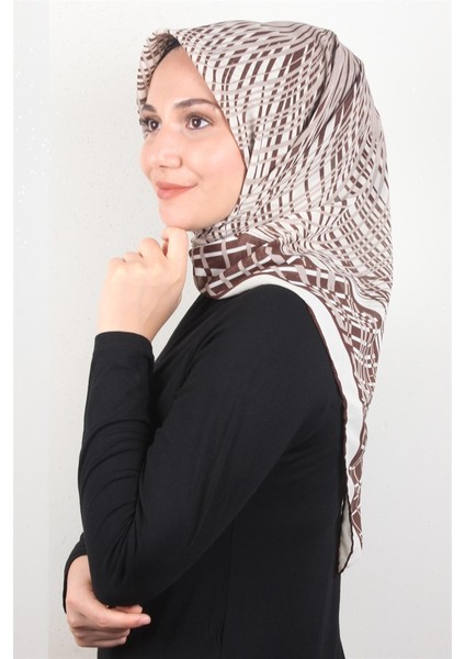 Piramit Krep Eşarp 116-0004-01 Krem-Kahve