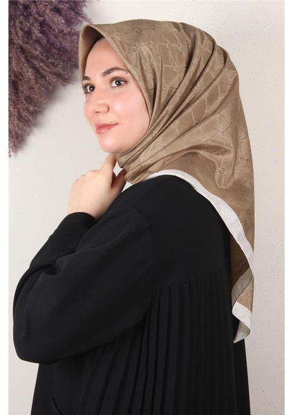 Fashion Monogram Eşarp 8089-17 Sütlü Kahve