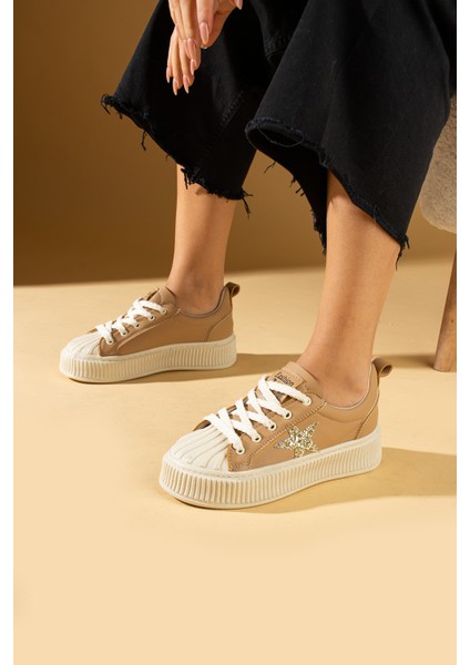 Poli Anatomik Taban Yıldız Detay Bağcıklı Kadın Sneaker 59-650-24