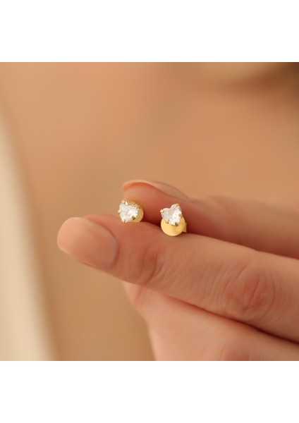 925 Ayar Gümüş Zirkon Taşlı Kalp Küpe modelleri