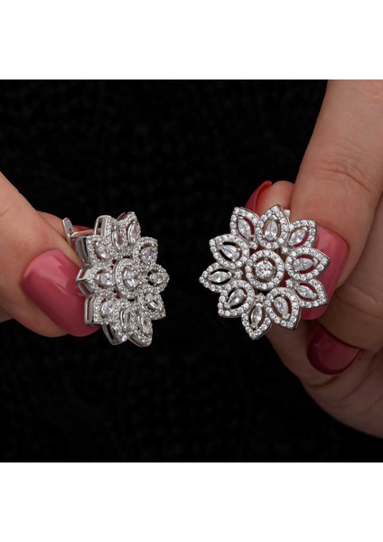 Gümüş Zirkon Taşlı Çiçek Kadın Küpe modelleri