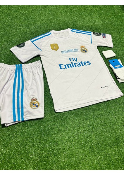 Real Madrid 2018 Finali Sergio Ramos Çocuk Forması Şort Çorap Bileklik 4'lü Set modelleri