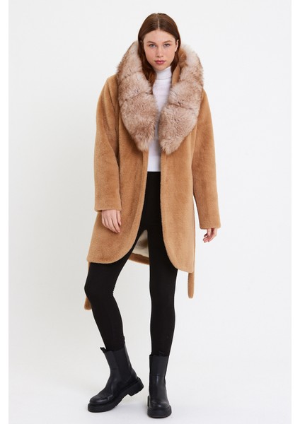 Kamel Alkantara Kumaş Kadın Kaban Kapüşon Tilki Kürklü - Ovlkpş modelleri