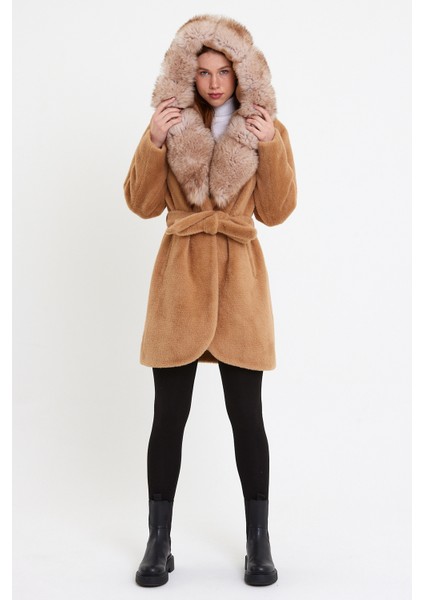 Kamel Alkantara Kumaş Kadın Kaban Kapüşon Tilki Kürklü - Ovlkpş indirimleri
