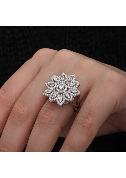 Gümüş Zirkon Taşlı Çiçek Kadın Yüzük indirimleri