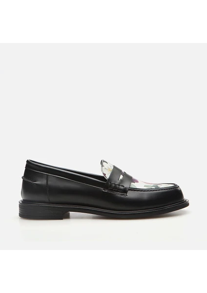 01AYH287880A197  Siyah Kadın Loafer