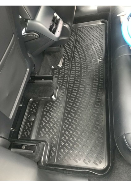 Tesla Model Y 2019 Sonrası 3D Bagaj Havuzu ve Paspas Siyah