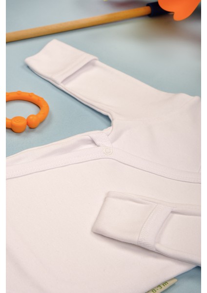 Pamuklu Uzun Kollu V Yaka Çıtçıtlı Body Zıbın