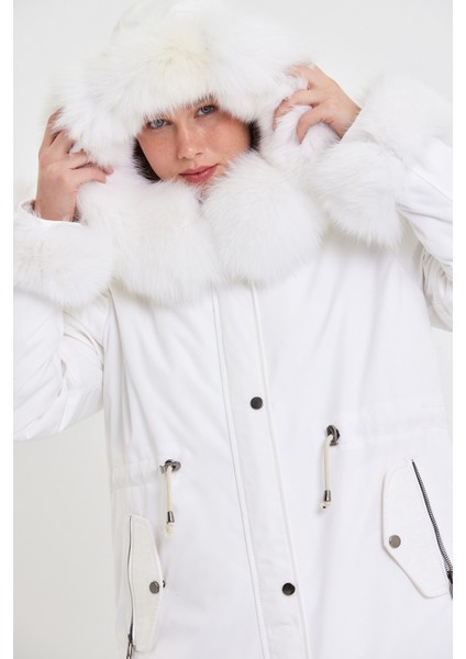 Kadın Parka Su Geçirmez Kumaş (Beyaz Kumaş - Beyaz Tüy) fırsatları