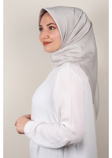 Jakarlı Ipeksi Eşarp 3088-7