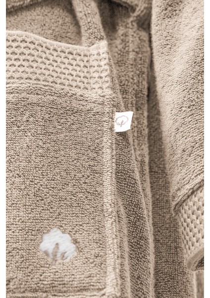 Pure Cotton Erkek Bornoz %100 Organik Pamuk Nakışlı Bej modelleri