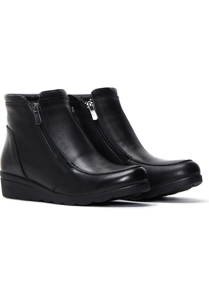 Kadın Siyah Deri Casual Bot modelleri